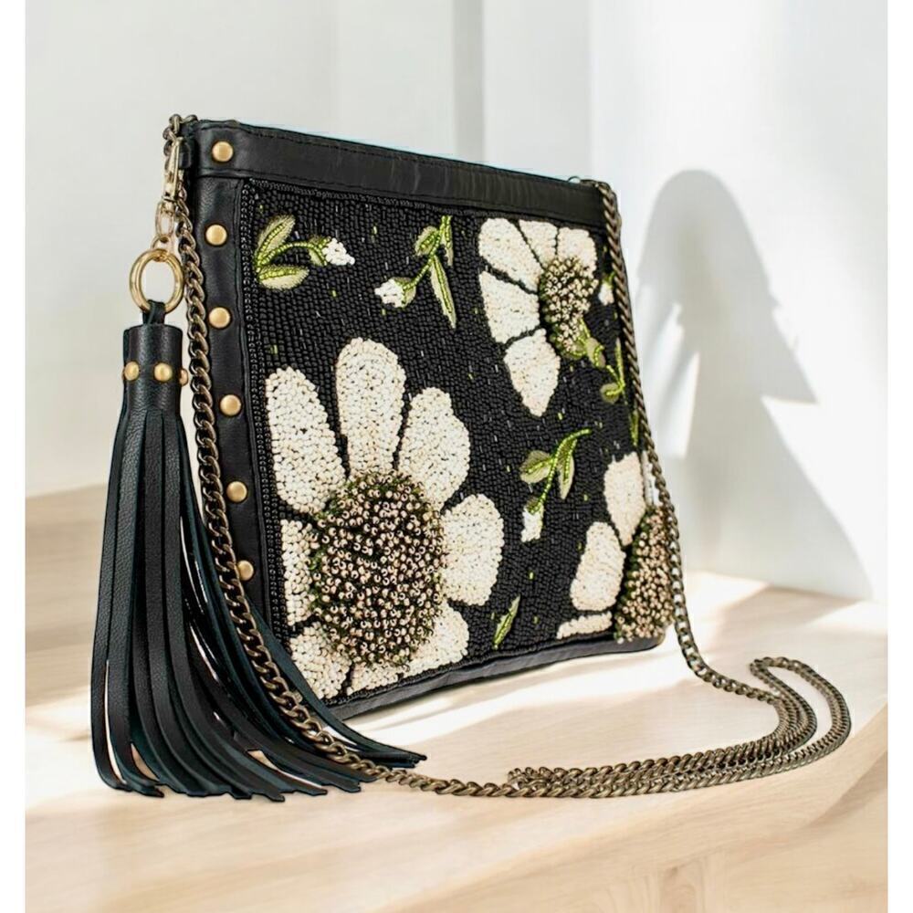 New With Tags Mary Frances #S001-732 “Sunshine & Daisies” Bag - Picture 3 of 11